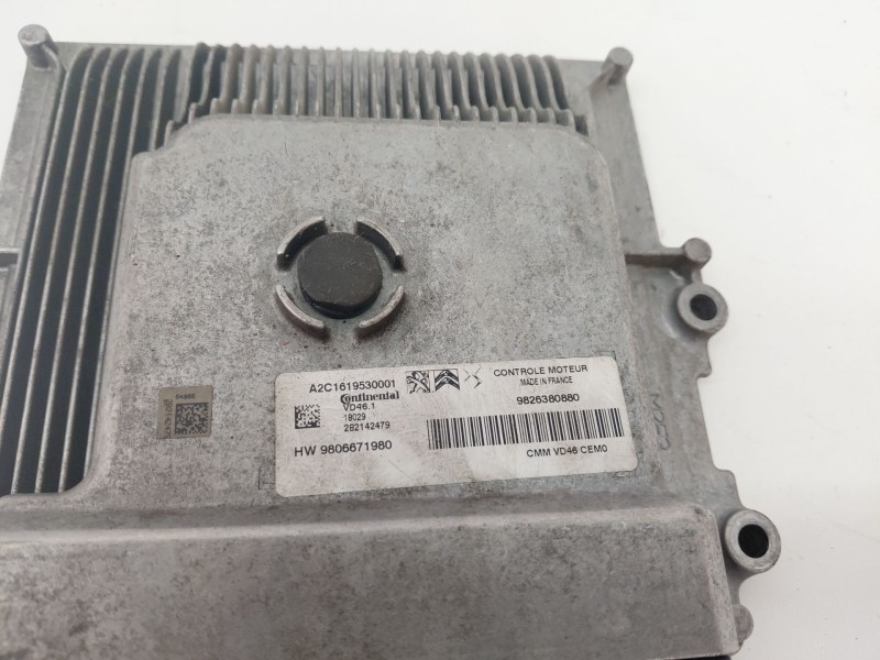 Recambio de centralita motor uce para citroën c4 picasso rip curl referencia OEM IAM 9826380880  
							