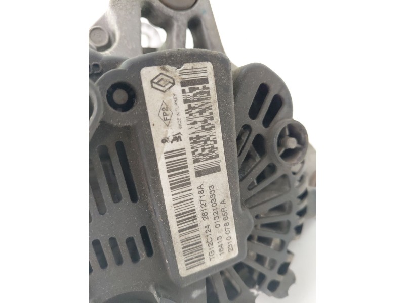 Recambio de alternador para renault captur 1.5 dci diesel fap energy referencia OEM IAM 231007865R  