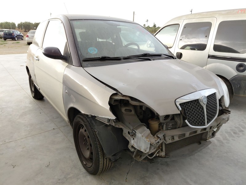 lancia ypsilon (843_) del año 2025
							