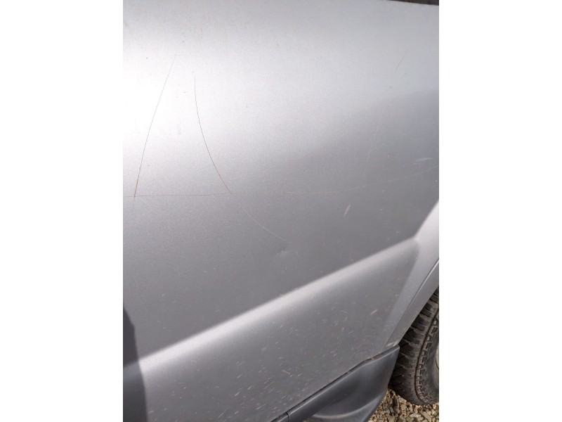 Recambio de puerta trasera izquierda para ssangyong rexton / rexton ii (gab_) 2.7 xdi referencia OEM IAM   
							
