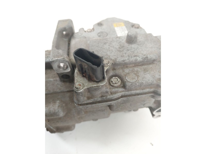 Recambio de compresor aire acondicionado para toyota prius+ 1.8 16v (híbrido) referencia OEM IAM 0422000404  