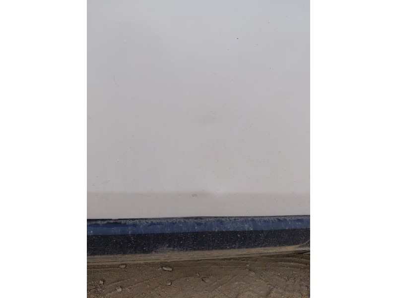 Recambio de puerta delantera derecha para land rover discovery iv (l319) 2.7 td 4x4 referencia OEM IAM   