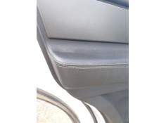 Recambio de guarnecido puerta trasera izquierda para land rover discovery iv (l319) 2.7 td 4x4 referencia OEM IAM    2