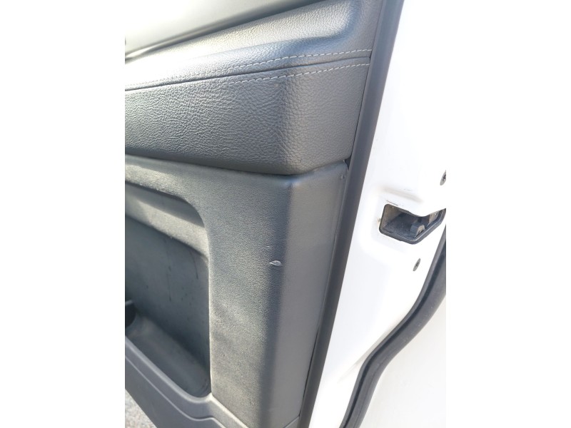 Recambio de guarnecido puerta delantera derecha para land rover discovery iv (l319) 2.7 td 4x4 referencia OEM IAM   
							