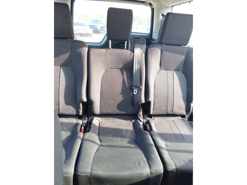 Recambio de asiento trasero medio para land rover discovery iv (l319) 2.7 td 4x4 referencia OEM IAM   
							
