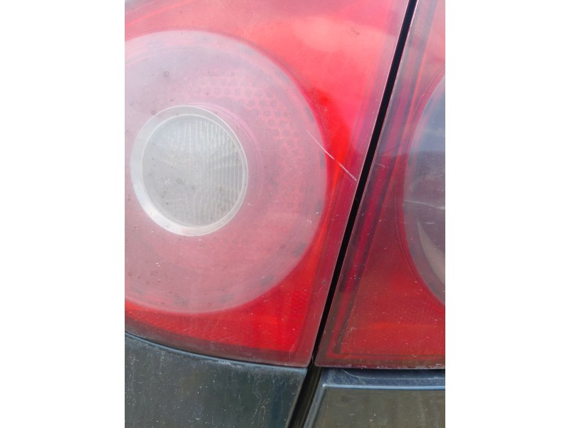 Recambio de piloto trasero derecho interior para volkswagen golf v (1k1) 1.9 tdi referencia OEM IAM   