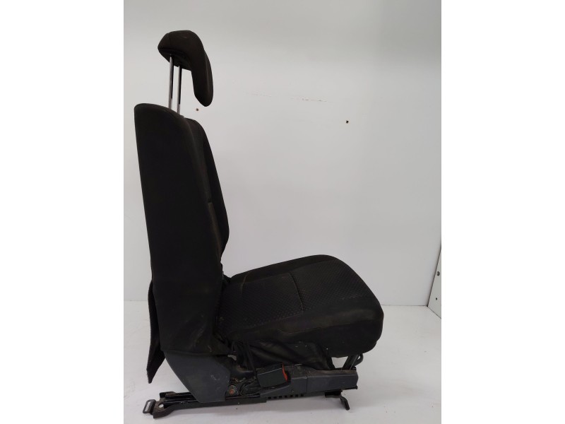 Recambio de asientos trasero izquierdo para toyota verso advance referencia OEM IAM   