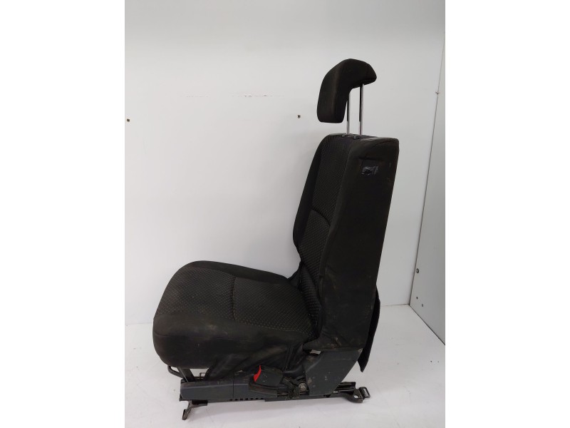 Recambio de asientos trasero derecho para toyota verso advance referencia OEM IAM   