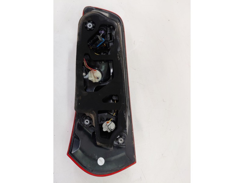 Recambio de piloto trasero derecho para citroën c4 picasso feel referencia OEM IAM   