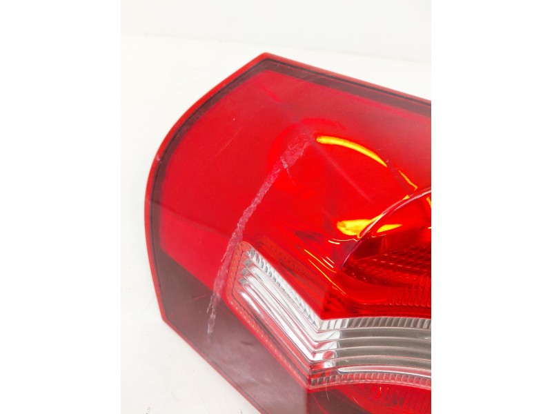 Recambio de piloto trasero izquierdo para citroën c4 picasso feel referencia OEM IAM   