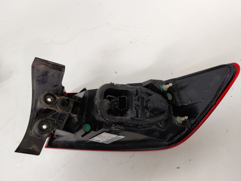 Recambio de piloto trasero izquierdo para renault clio iv authentique referencia OEM IAM 265553021R  