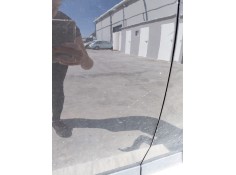 Recambio de puerta trasera derecha para dacia duster (pym/pyn) duster referencia OEM IAM    2