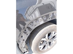 Recambio de aleta delantera derecha para dacia duster (pym/pyn) duster referencia OEM IAM    2