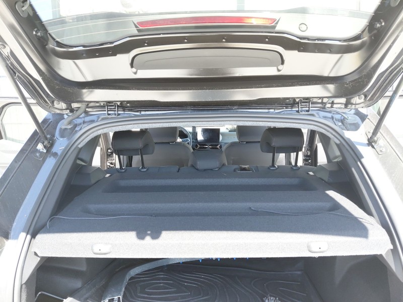 Recambio de bandeja trasera para dacia duster (pym/pyn) duster referencia OEM IAM   
							