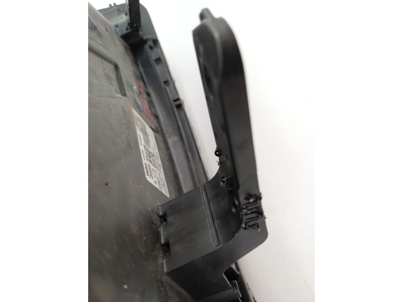 Recambio de faro derecho para dacia duster (pym/pyn) duster referencia OEM IAM 260107725R  