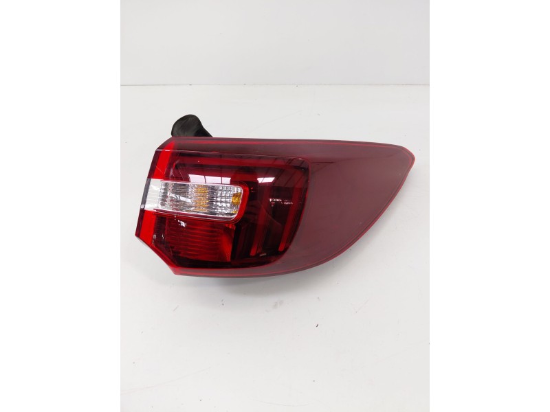 Recambio de piloto trasero derecho para opel grandland x 1.5 cdti dpf referencia OEM IAM 81660201  