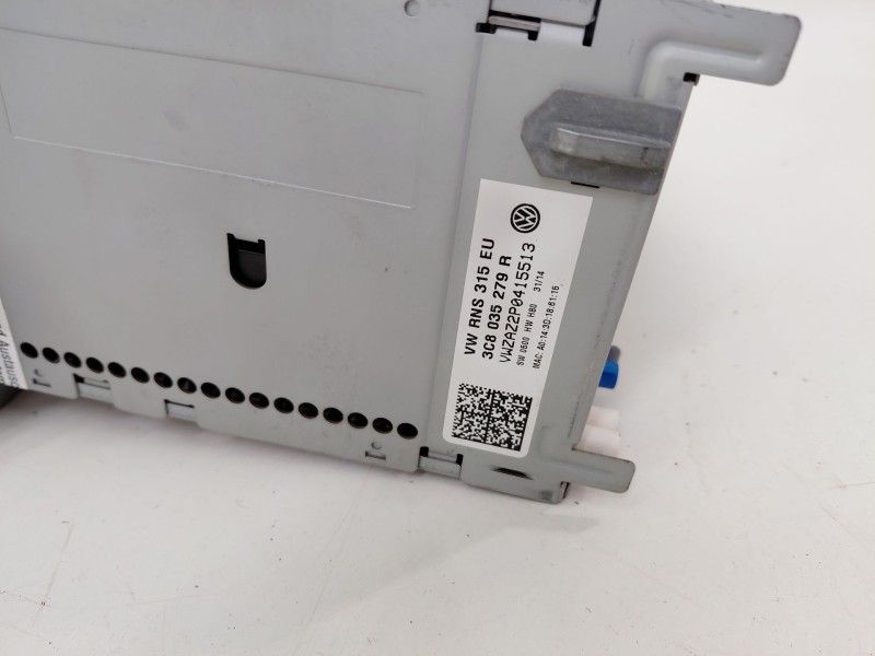 Recambio de sistema audio / radio cd para volkswagen passat variant (365) 2.0 tdi referencia OEM IAM 3C8035279R  
							