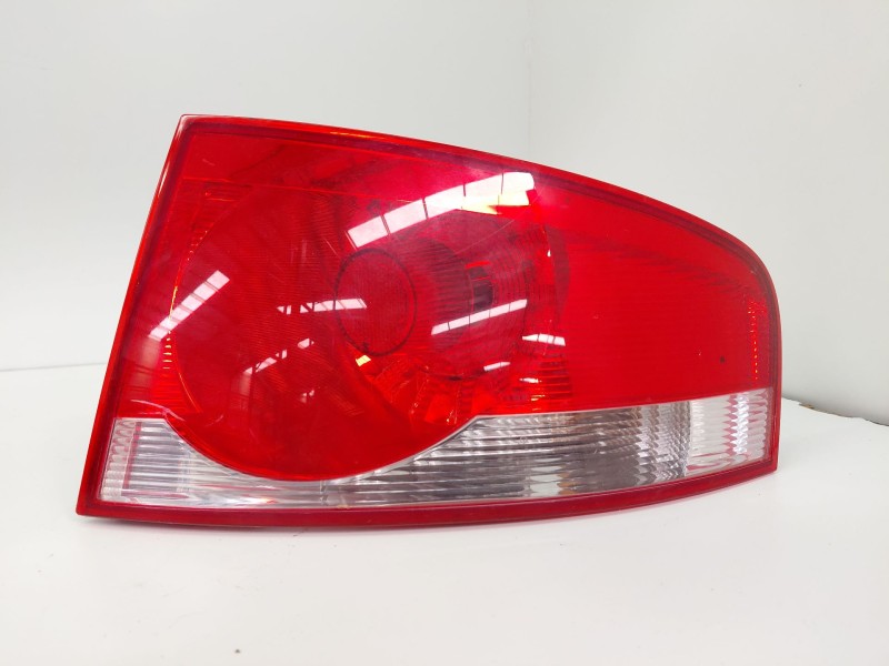 Recambio de piloto trasero derecho para seat altea xl (5p5) 1.6 tdi referencia OEM IAM 5P8945096A  
							