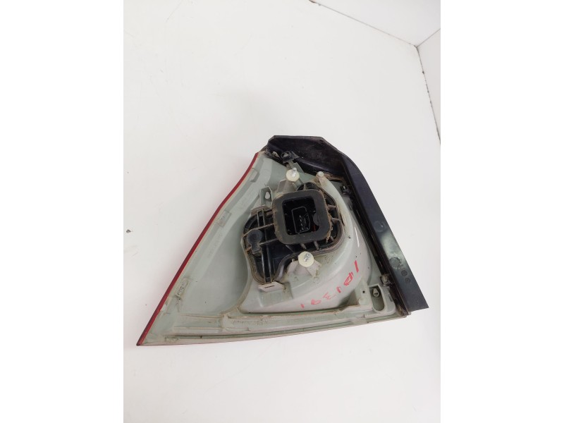 Recambio de piloto trasero derecho para volkswagen golf v berlina (1k1) 1.6 16v fsi referencia OEM IAM   