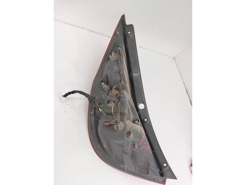 Recambio de piloto trasero derecho para hyundai i30 1.4 cat referencia OEM IAM 924022R0  
							