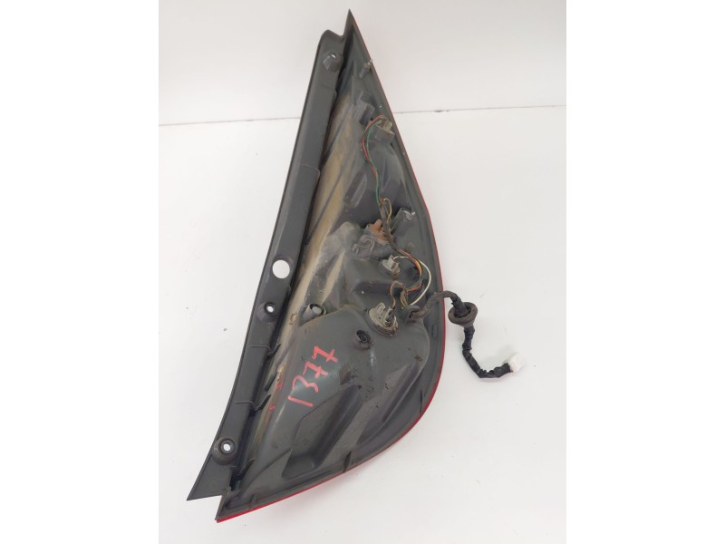 Recambio de piloto trasero izquierdo para hyundai i30 1.4 cat referencia OEM IAM 924012R0  