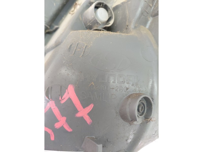 Recambio de piloto trasero izquierdo para hyundai i30 1.4 cat referencia OEM IAM 924012R0  