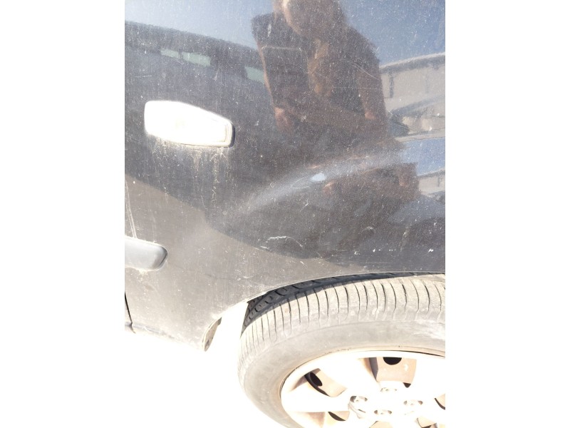 Recambio de aleta delantera derecha para kia rio ii (jb) 1.5 crdi referencia OEM IAM   