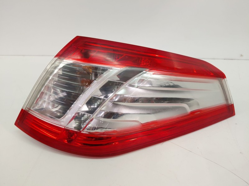 Recambio de piloto trasero derecho para peugeot 508 sw active referencia OEM IAM 9686779680  
							