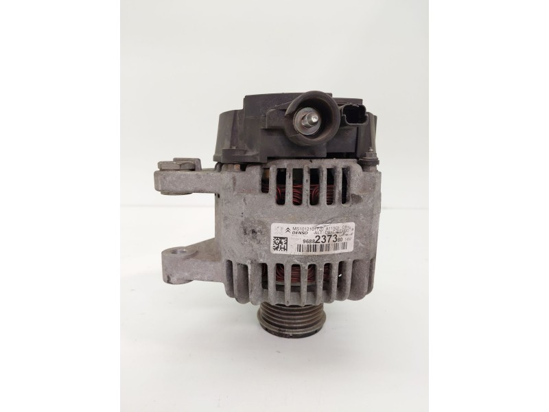 Recambio de alternador para peugeot 208 1.2 12v vti referencia OEM IAM 9688237380  
