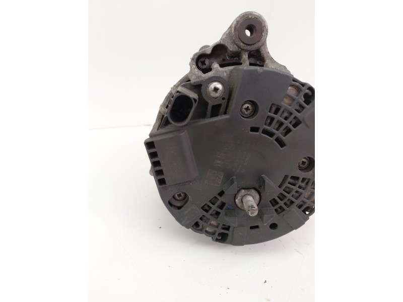 Recambio de alternador para volkswagen passat variant (365) 2.0 tdi referencia OEM IAM 03L903024F  
							