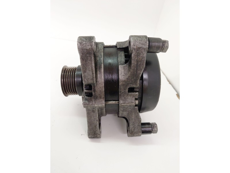 Recambio de alternador para ford focus ii berlina referencia OEM IAM 3M5T10300PC  