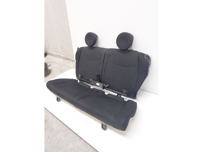 Recambio de asientos traseros para fiat 500 312 referencia OEM IAM   