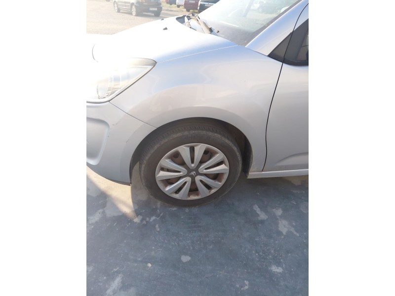 Recambio de aleta delantera izquierda para citroën c3 ii (sc_) 1.1 i referencia OEM IAM   
							