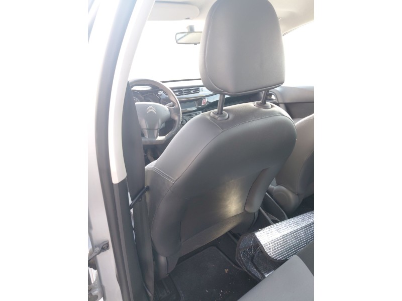 Recambio de asiento delantero izquierdo para citroën c3 ii (sc_) 1.1 i referencia OEM IAM   
							