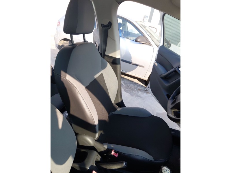 Recambio de asiento delantero izquierdo para citroën c3 ii (sc_) 1.1 i referencia OEM IAM   
							