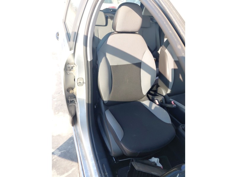 Recambio de asiento delantero derecho para citroën c3 ii (sc_) 1.1 i referencia OEM IAM   
							