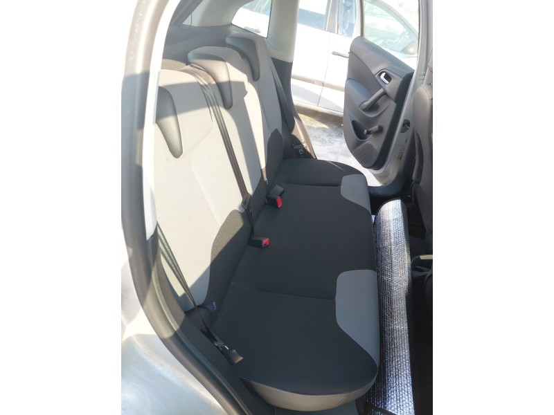 Recambio de asientos traseros para citroën c3 ii (sc_) 1.1 i referencia OEM IAM   
							