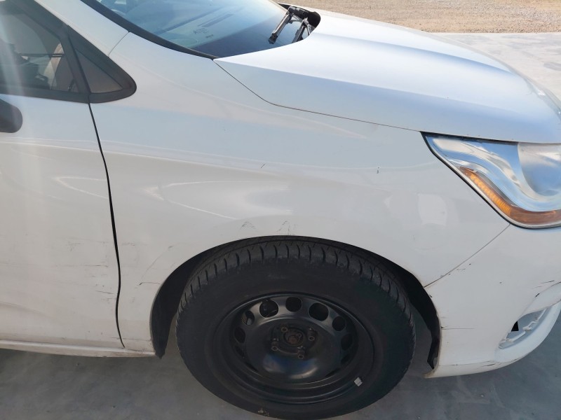 Recambio de aleta delantera derecha para citroën c4 ii (nc_) 1.6 hdi 90 referencia OEM IAM   