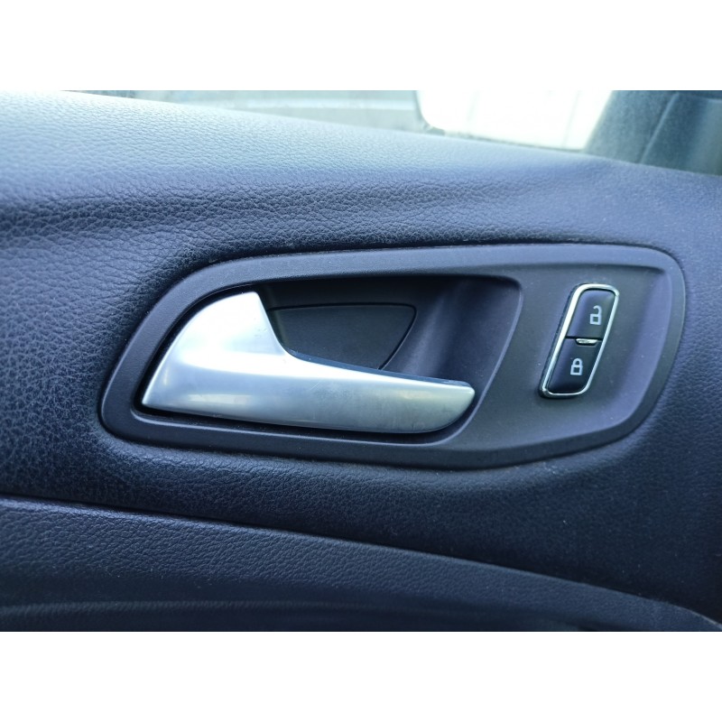 Recambio de maneta interior delantera izquierda para ford kuga (cbs) titanium referencia OEM IAM   