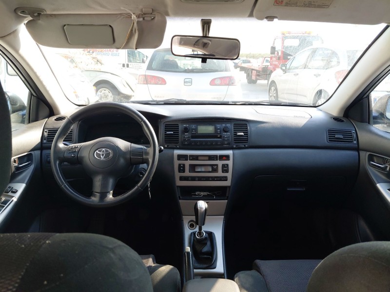 toyota corolla (_e12_) del año 2006