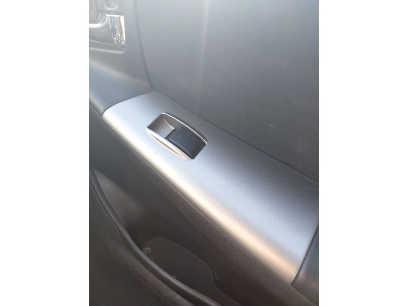Recambio de mando elevalunas delantero derecho para toyota corolla (_e12_) 1.6 vvt-i (zze121_) referencia OEM IAM   
							