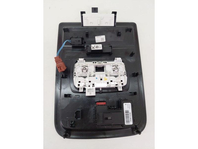 Recambio de luz interior para dacia duster (pym/pyn) duster referencia OEM IAM 969816236R  
							