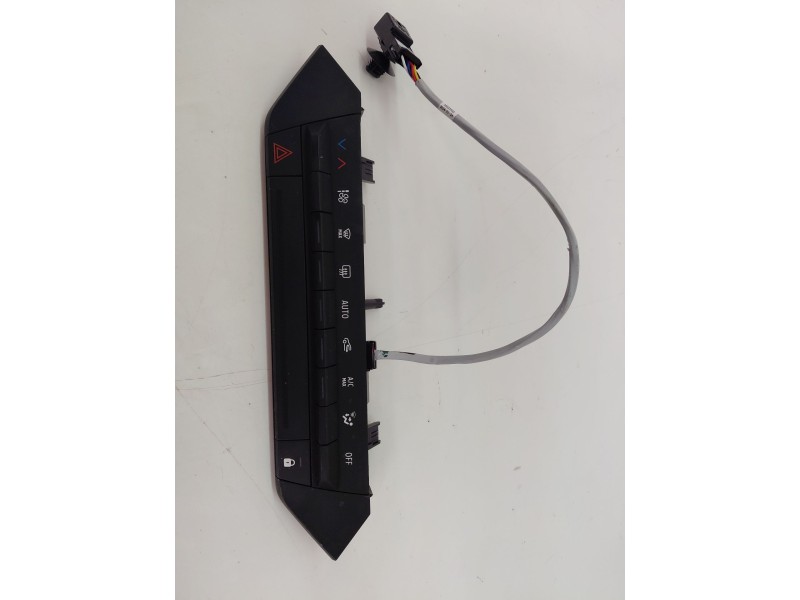 Recambio de mando climatizador para dacia duster (pym/pyn) duster referencia OEM IAM 283957979R  
							