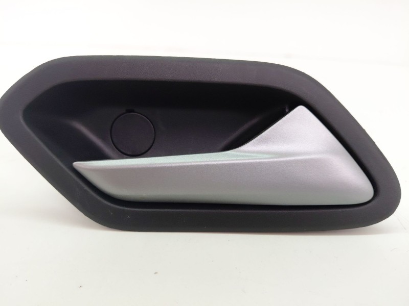 Recambio de maneta interior delantera derecha para dacia duster (pym/pyn) duster referencia OEM IAM 826723850R  
							