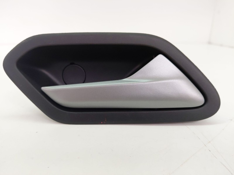 Recambio de maneta interior trasera derecha para dacia duster (pym/pyn) duster referencia OEM IAM 826723850R  