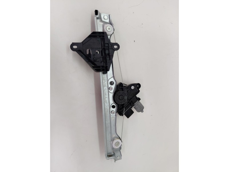 Recambio de elevalunas trasero derecho para dacia duster (pym/pyn) duster referencia OEM IAM 827209077R  
							