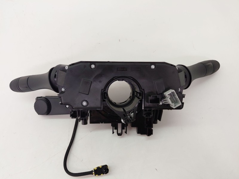 Recambio de mando multifuncion para dacia duster (pym/pyn) duster referencia OEM IAM 255673502R  
							
