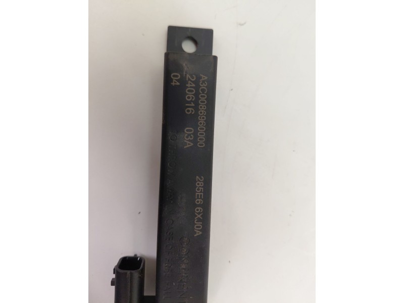 Recambio de antena para dacia duster (pym/pyn) duster referencia OEM IAM A3C0086960000 24061603A 
							