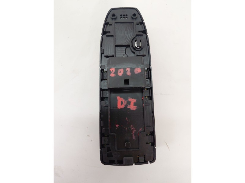 Recambio de mando elevalunas delantero izquierdo para dacia duster (pym/pyn) duster referencia OEM IAM 254105443R  
							