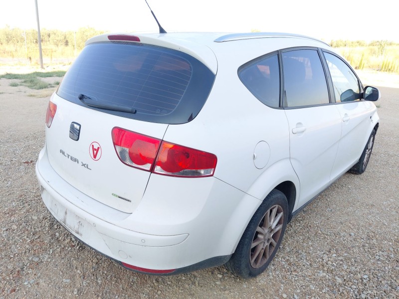 seat altea xl (5p5, 5p8) del año 2010
							